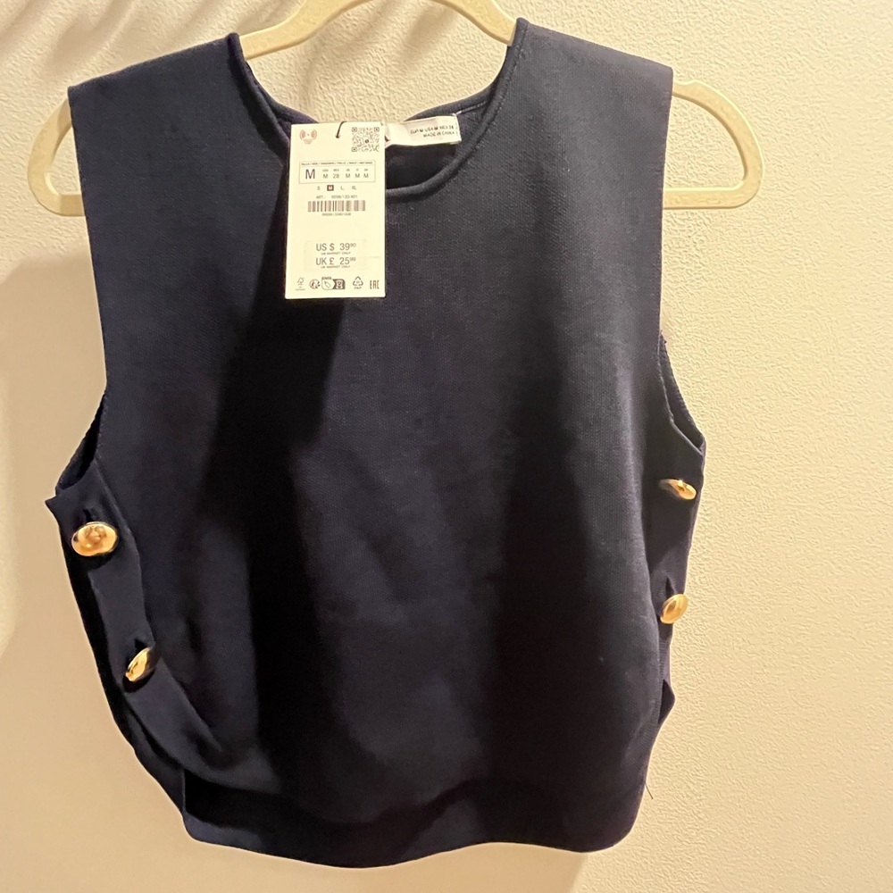 ZARA navy knit sleeveless shirt with elegant gold buttons